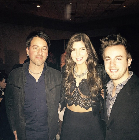 Source" Twoshinecounty / Instagram "Great time hangin with our girl Alee - Female Artist of the Year. What an amazing talent!!! Congrats girl!! @gottabealee @djsmusic @theinstahann #ACMA #countrygirl #countryboys"