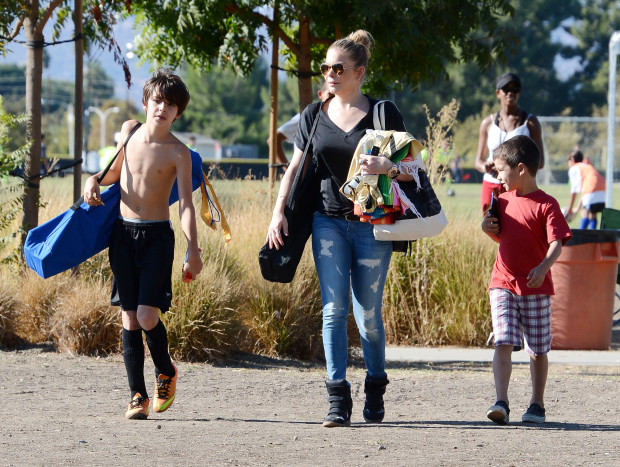 LeAnn Rimes takes the Cibrian boys to their soccer game in Woodland Hills