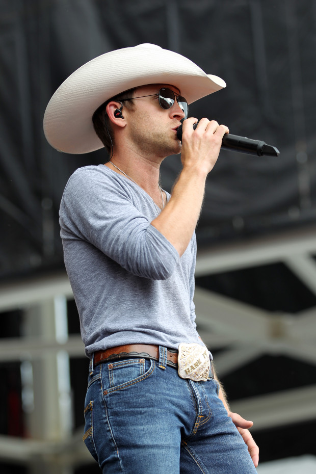  Justin Moore