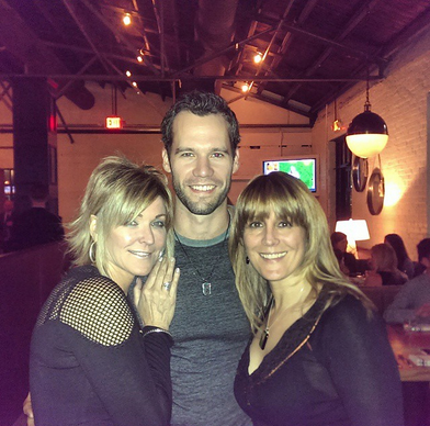 Source: Chad Brownlee / Instagram Great chatting with these talented and beautiful ladies last night in Nashville for @thatssocarmen's birthday! #PatricaConroy #MichelleWright #ThornBetweenTwoRoses