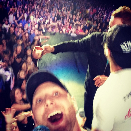 Source: timhicksmusic / Instagram "#pinchmemoment #sideways #RiserTour #five01 had a blast, thank you Edmonton!!"