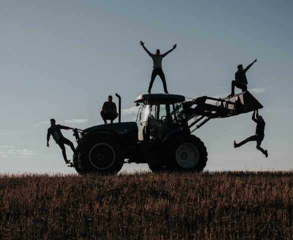 Hunter Brothers Tractor