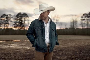 Justin Moore publicity photo