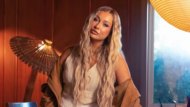 Madeline Merlo - Top Country
